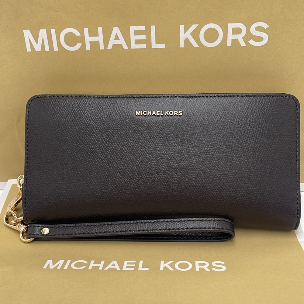 Michael Kors JST Lg Leather Continental Wallet Wristlet Phone Holder 
Chocolate - Picture 9 of 16
